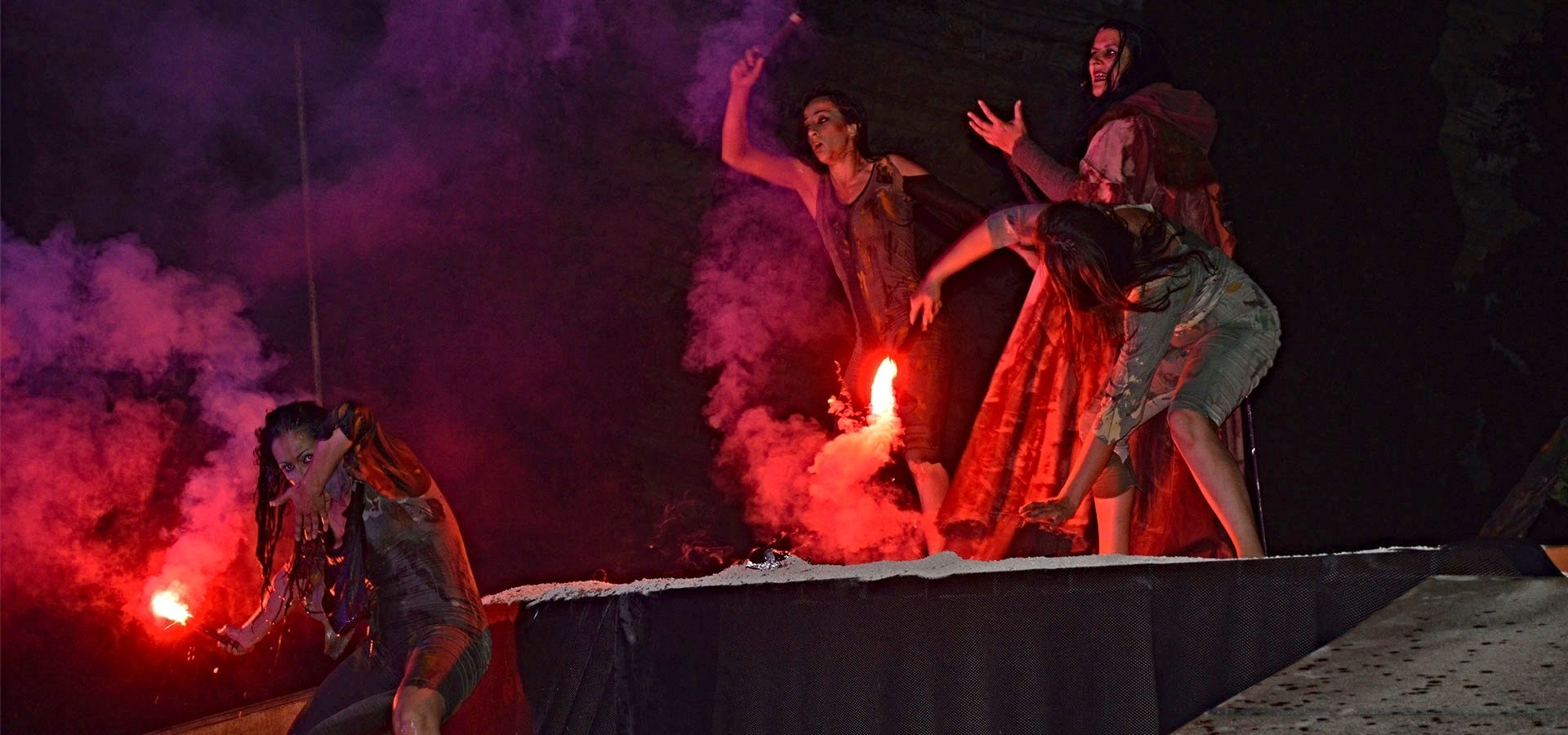 ESENCIA ESPECTACULOS AMB a